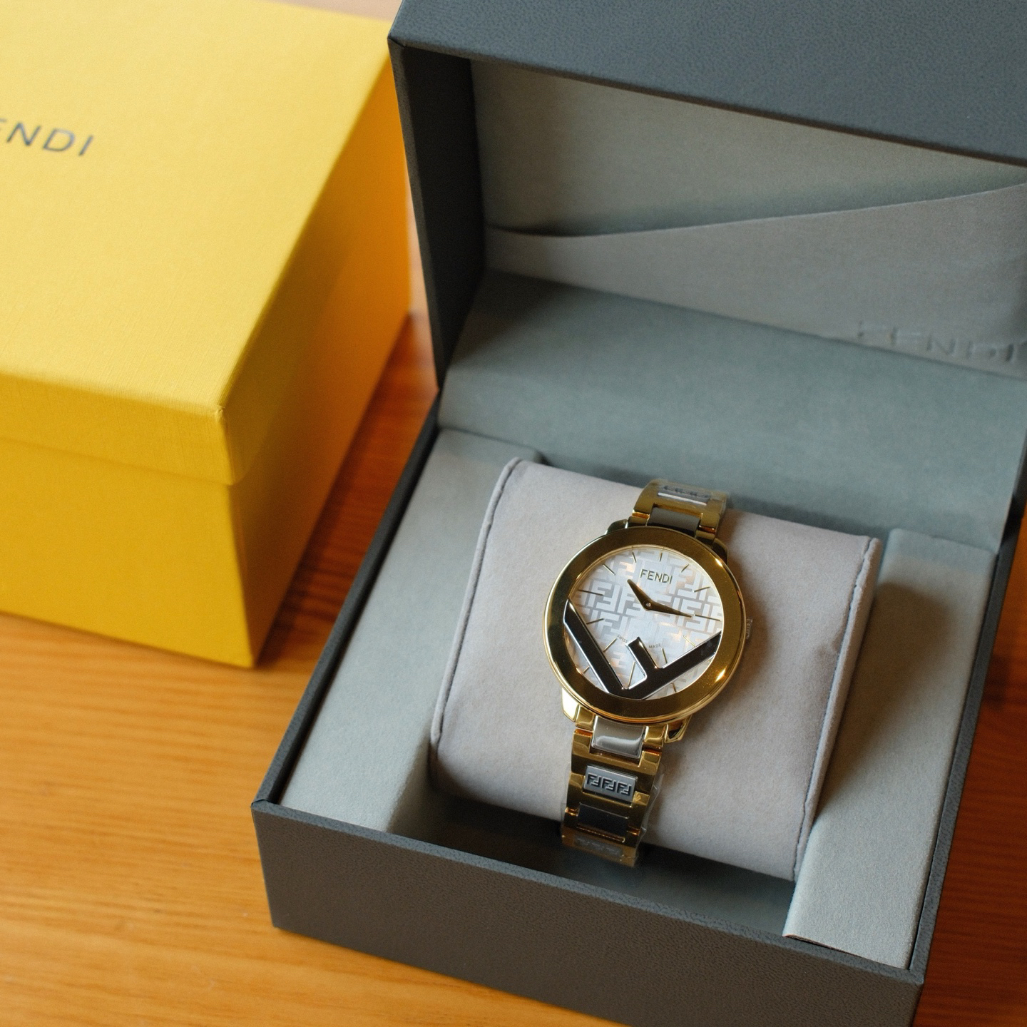 Montre FENDI pour femme en or 35 mm - Quartz suisse 1147860064