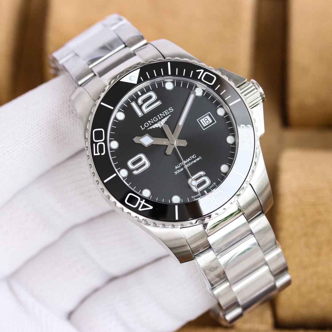 Mouvement suisse automatique Longines HydroConquest 43 mm 995797015