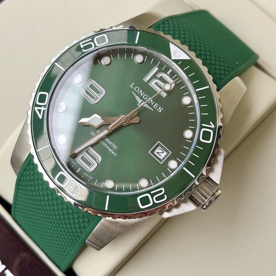 1-463.jpg Montre de plongée automatique Longines HydroConquest 41 mm – Suisse 1145138486