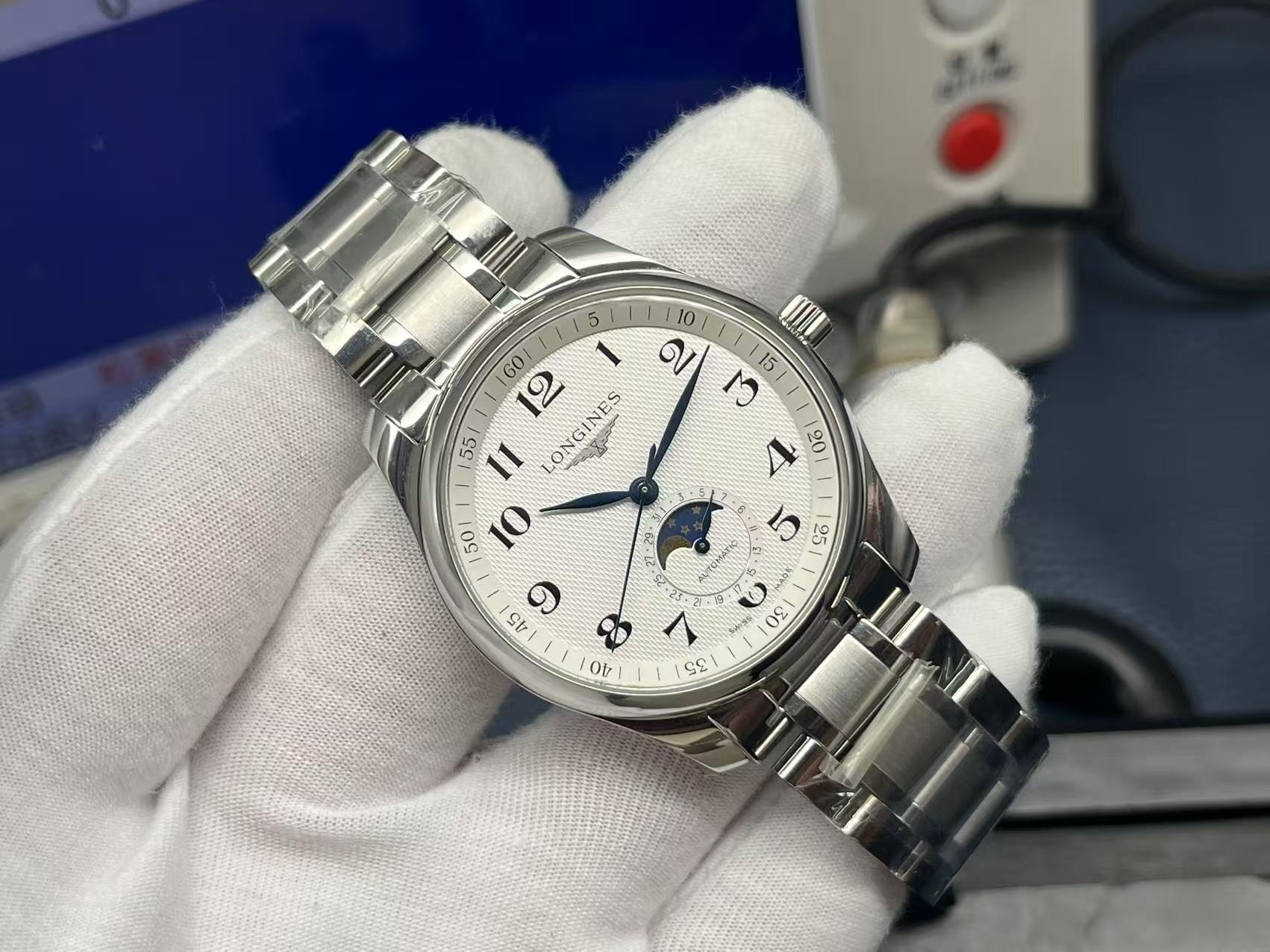 1-749.jpg Montre automatique Longines 40 mm - Mécanisme suisse 1137549909