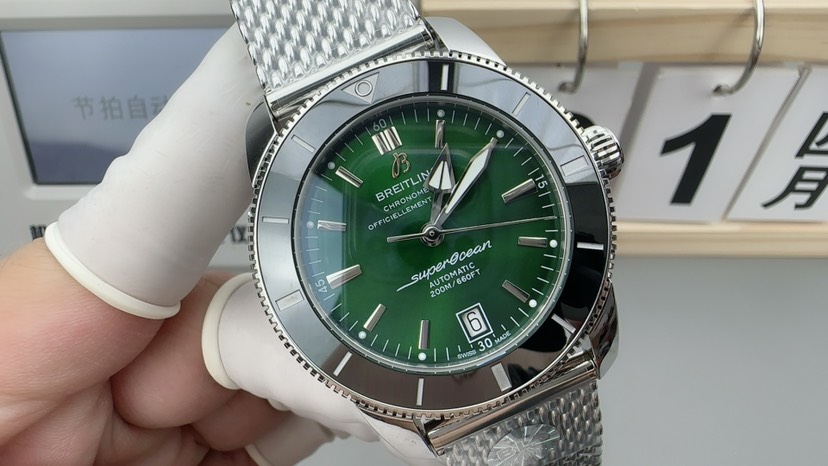 1-826.jpg Montre automatique Longines 42 mm en acier – Réplique de haute qualité 1121082035