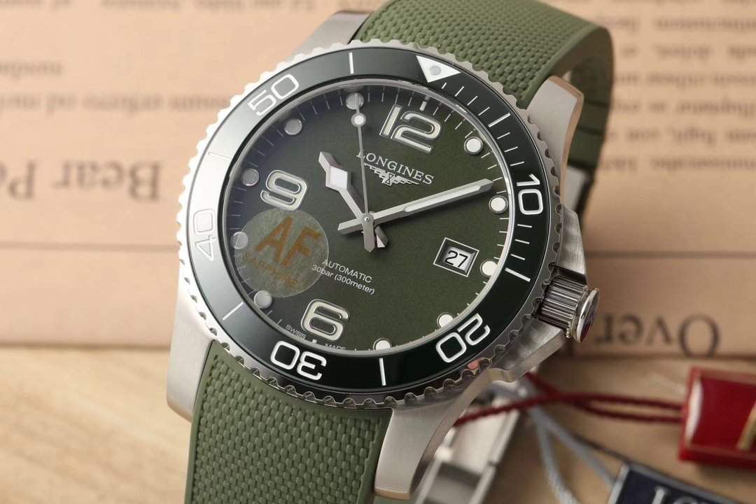 2-344.jpg Réplique de luxe de la montre Longines HydroConquest | & 1117810232