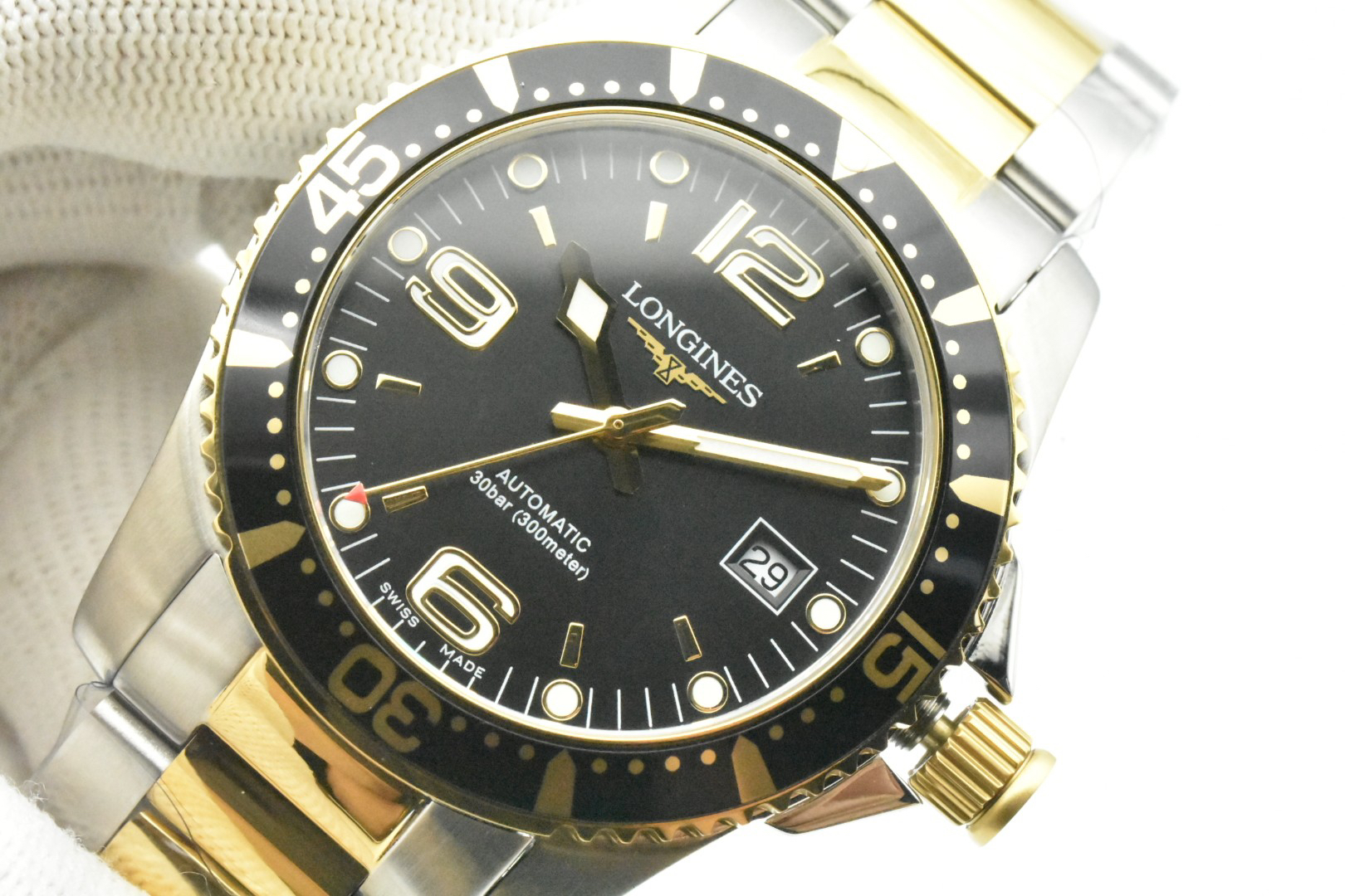 2-366.jpg Montre de plongée automatique Longines HydroConquest 41 mm - Suisse 1134094793
