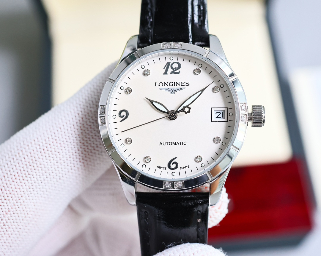 2-370.jpg Montre automatique Longines pour femme 33 mm - Mécanisme suisse 1134094753