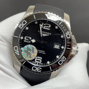 Longines Conquest 41 mm lunette blanche cadran noir réplique montre 1 à 1 1128101425