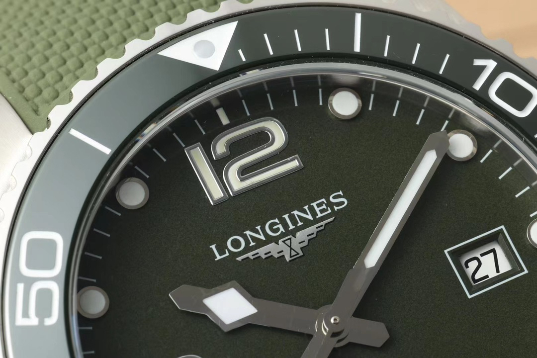 3-344.jpg Réplique de luxe de la montre Longines HydroConquest | & 1117810232