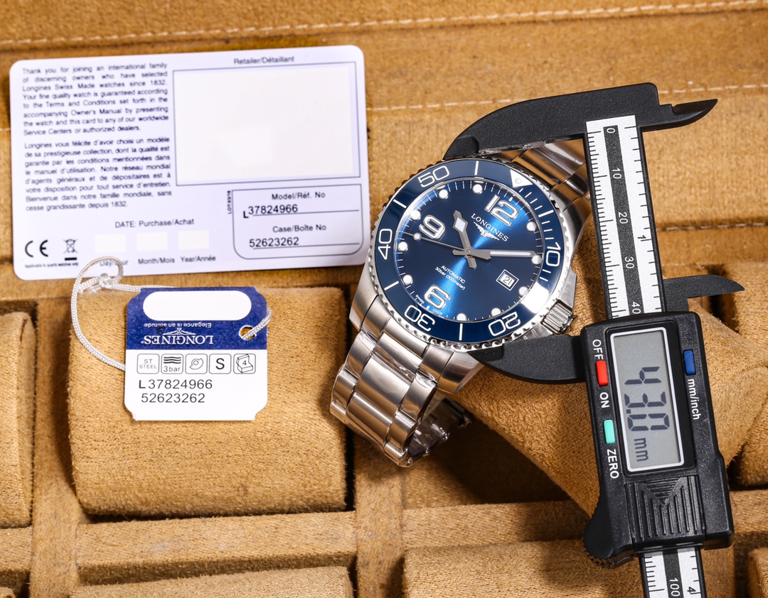 3-453.jpg Mouvement suisse automatique Longines HydroConquest 43 mm 995797015