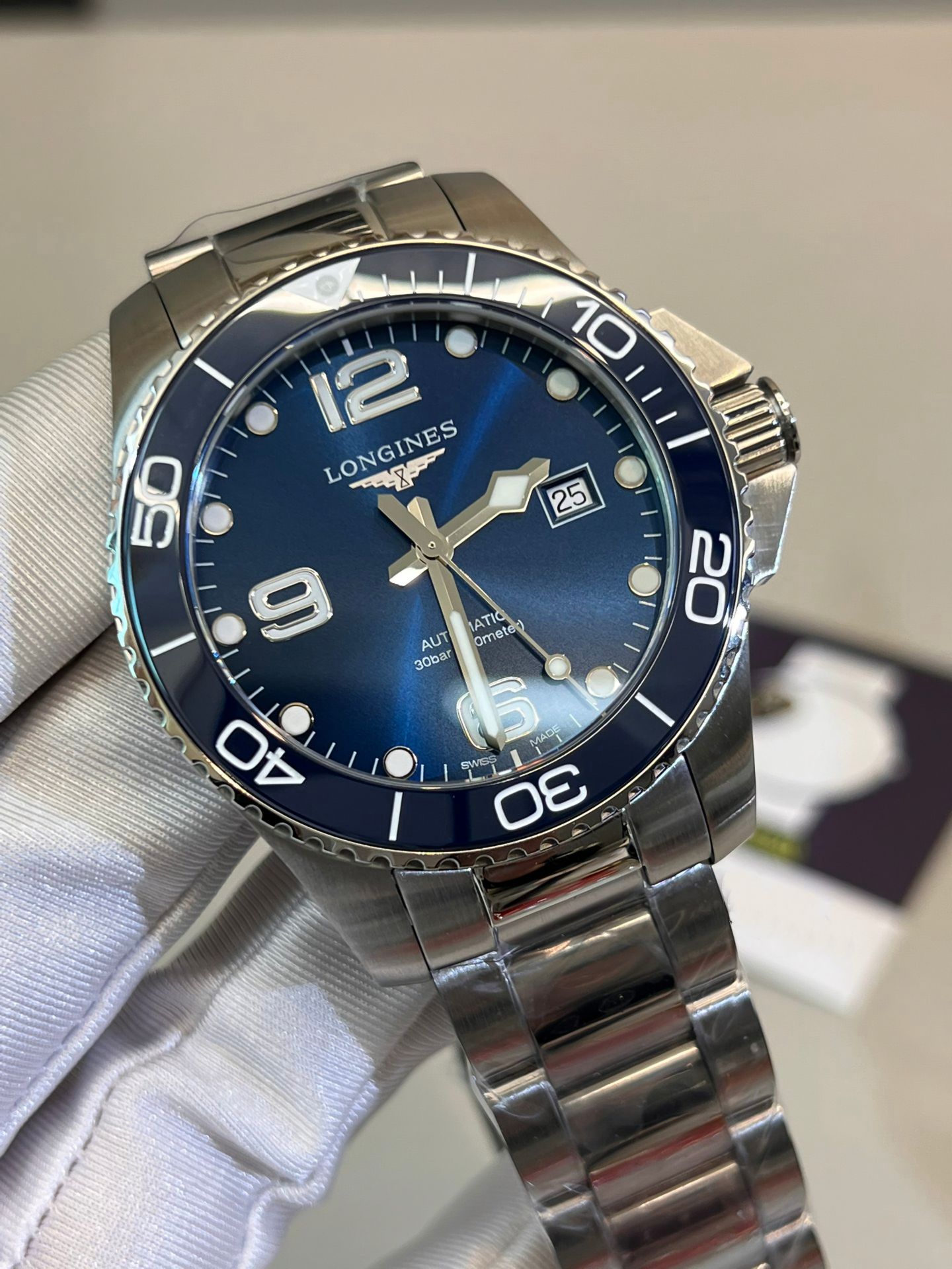 3-594.jpg Longines HydroConquest 41 mm automatique - Mécanisme de mouvement suisse 995802202