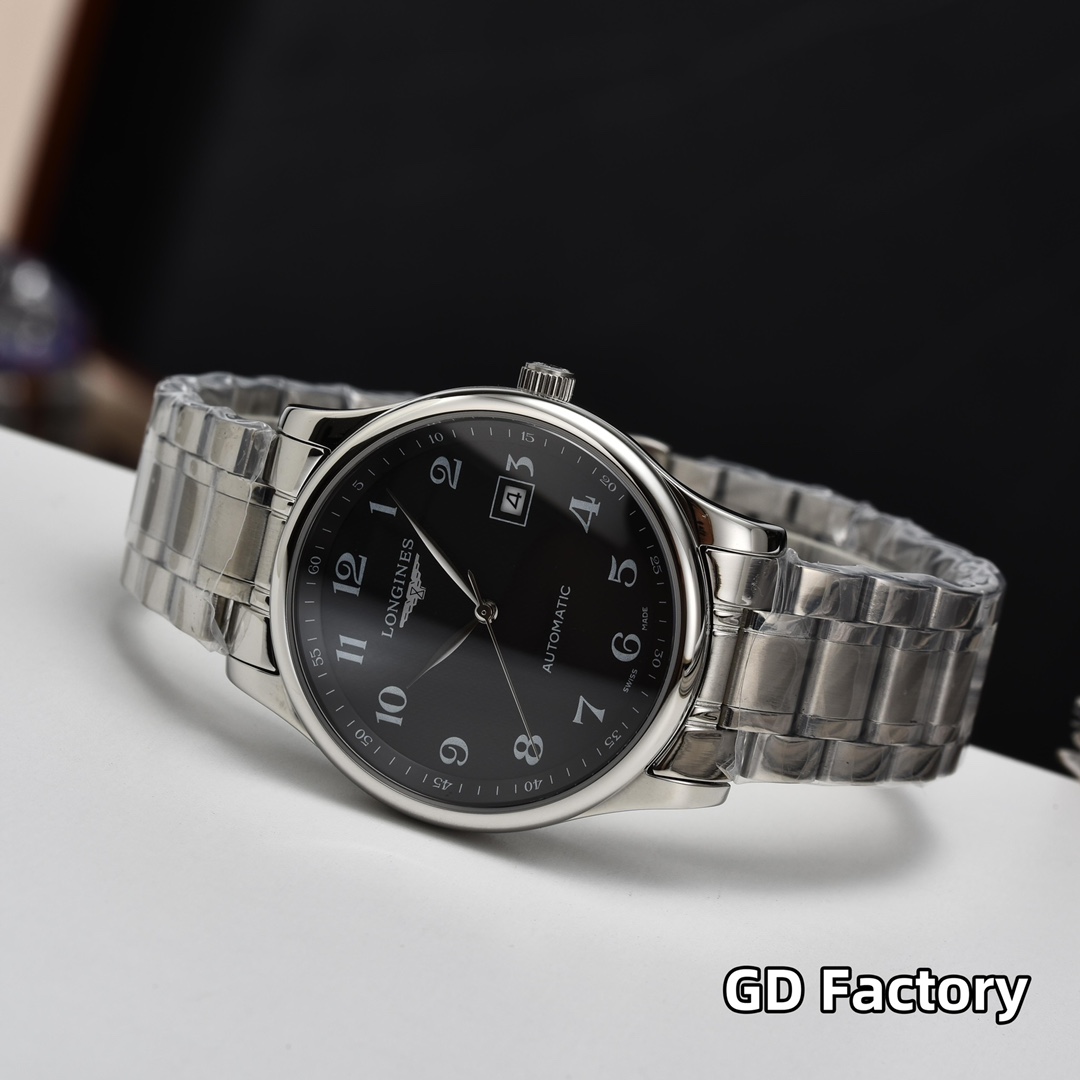 4-139.jpg Réplique d'horloges de luxe : Audemars Piguet Royal Oak Super Clone 1150214363