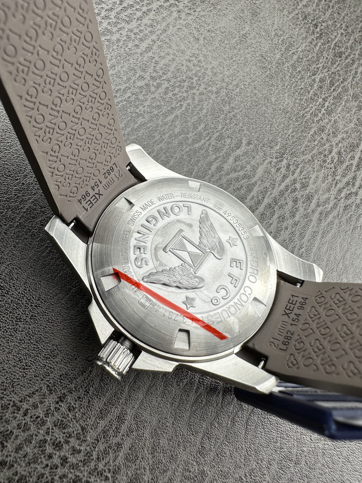6-384.jpg Montre de plongée automatique Longines HydroConquest 41 mm – Précision suisse 1102895748