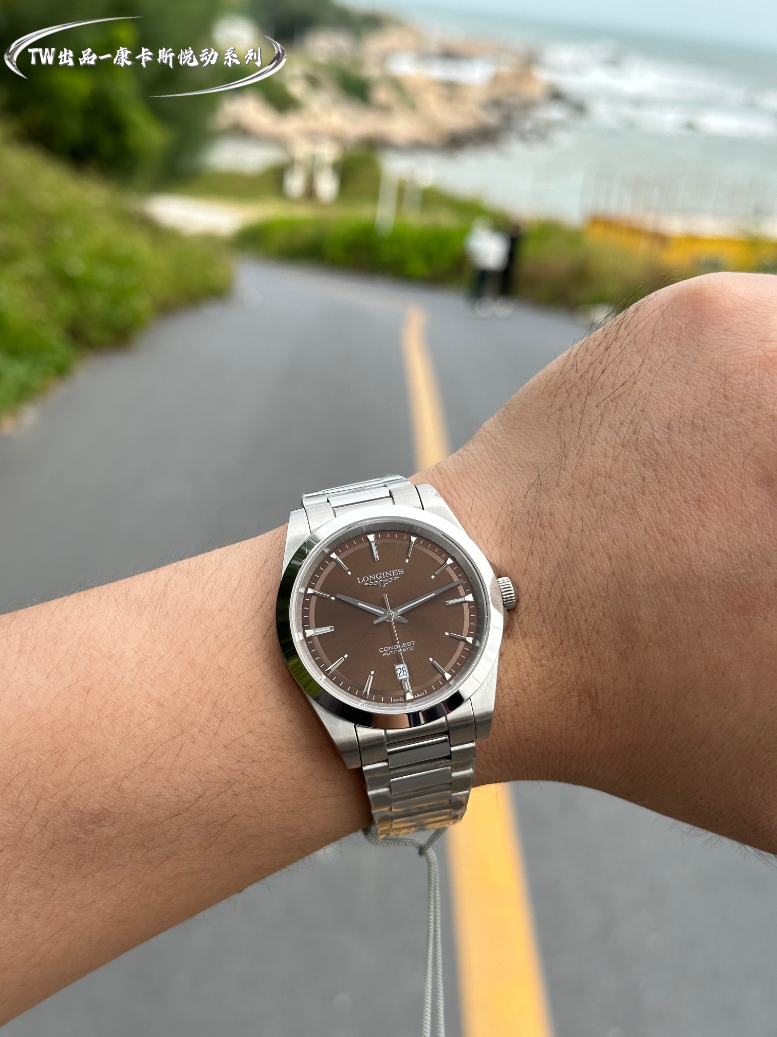 6-425.jpg Montre de plongée automatique Longines HydroConquest 41 mm - Réplique fiable 1122403981