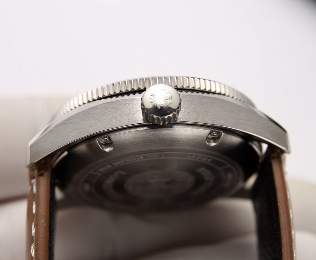 6-642.jpg Montre automatique Longines 42 mm avec lunette en céramique - Mécanisme suisse 995446144