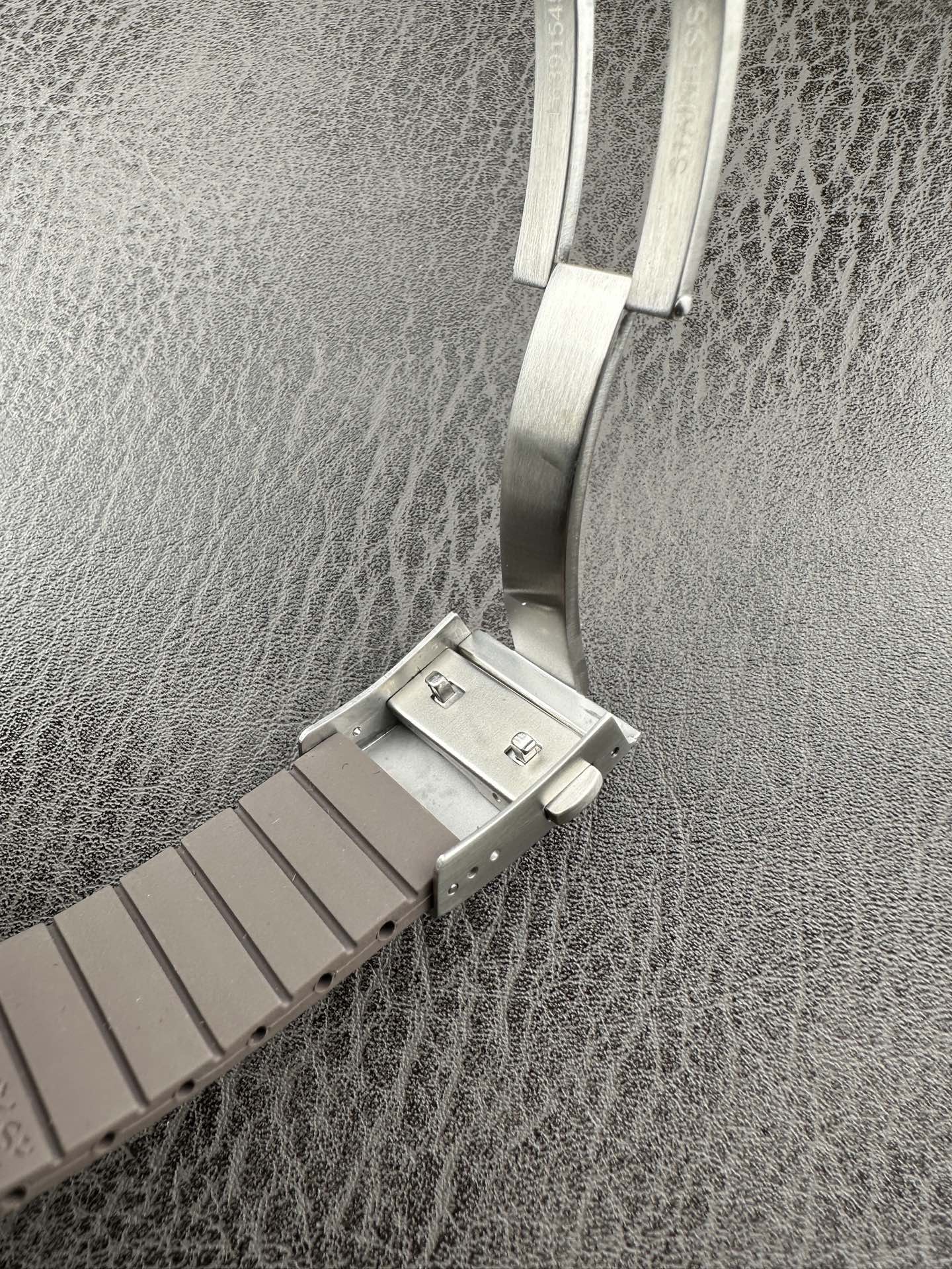 7-369.jpg Montre de plongée automatique Longines HydroConquest 41 mm – Précision suisse 1102895748