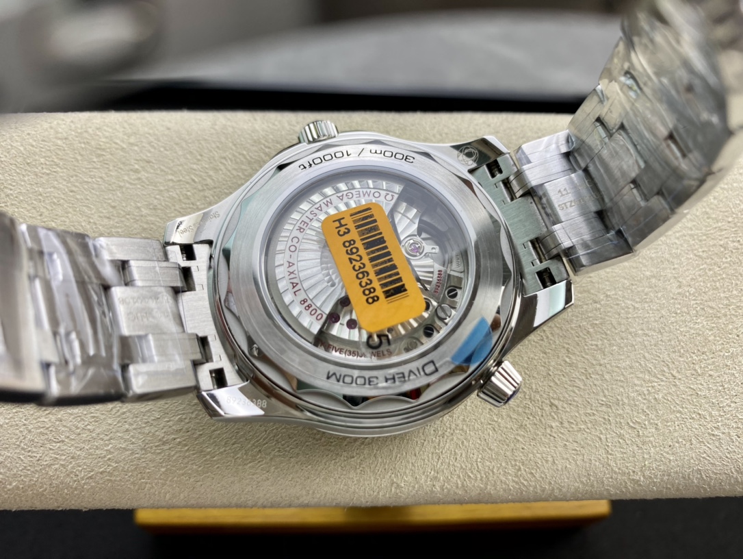 7-667.jpg Montre Automatique Longines Ocean 42 mm - Mécanisme Suisse 1118905809