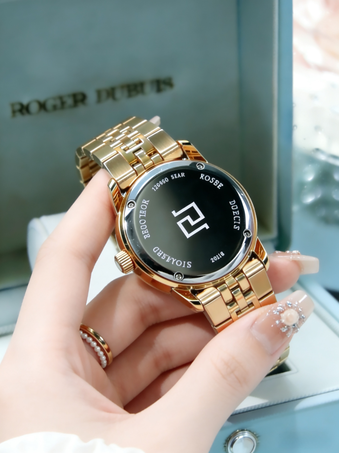 8-111.jpg Montre Femme Longines Velvet 33 mm Automatique – Fabrication Suisse 1169921042