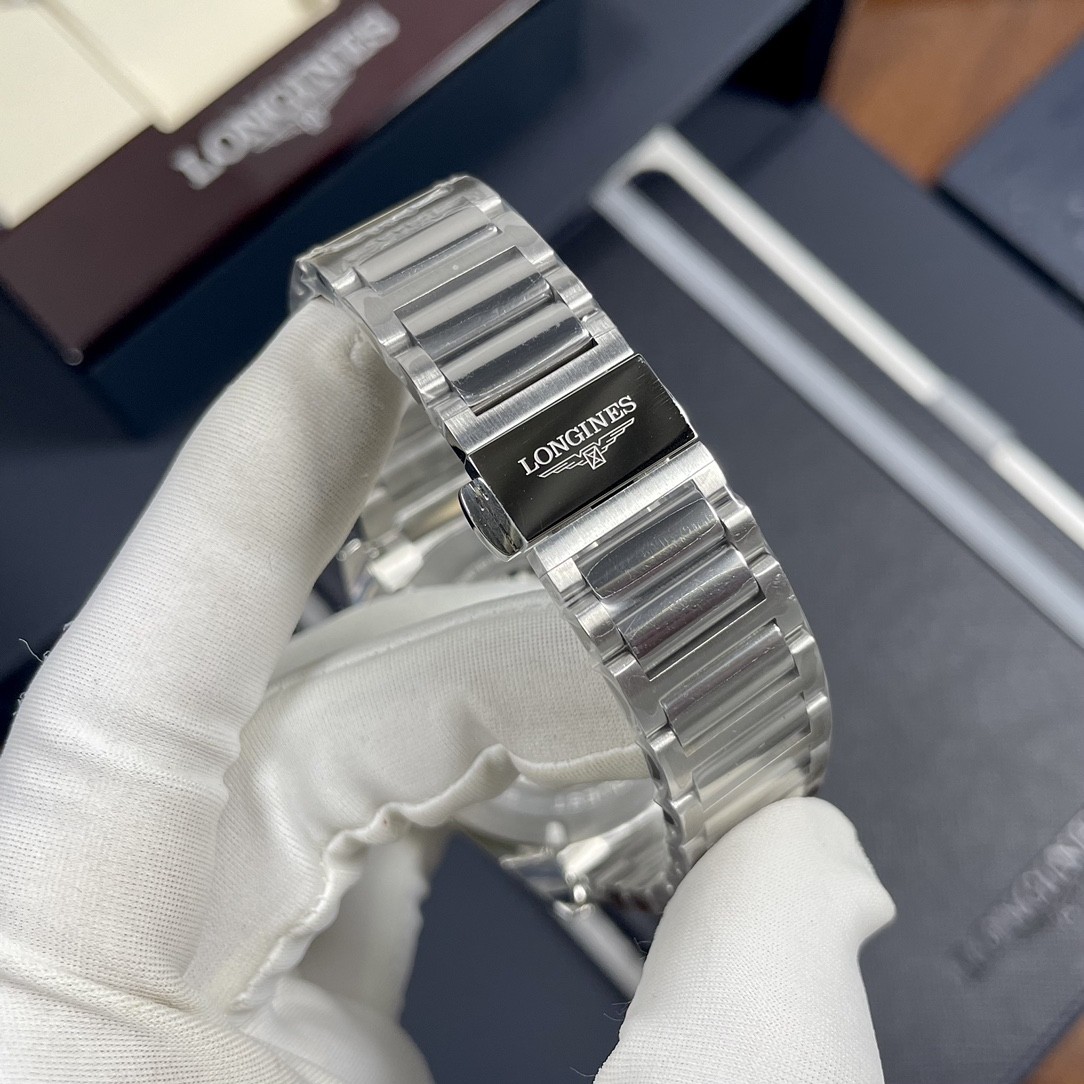 8-296.jpg Montre automatique Longines HydroConquest 41 mm - Mouvement suisse 1137549919