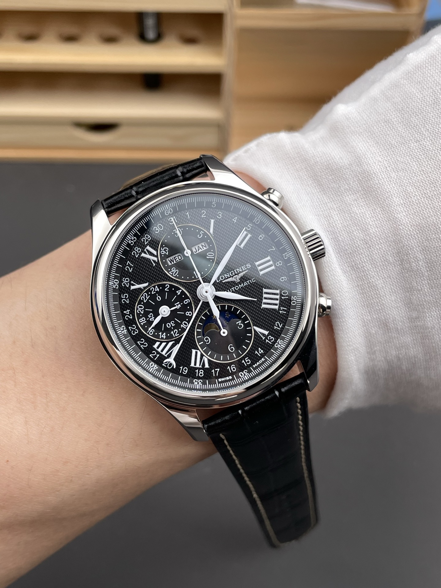 8-522.jpg Réplique de montre de luxe Longines Master Collection 42 mm | 1108964301