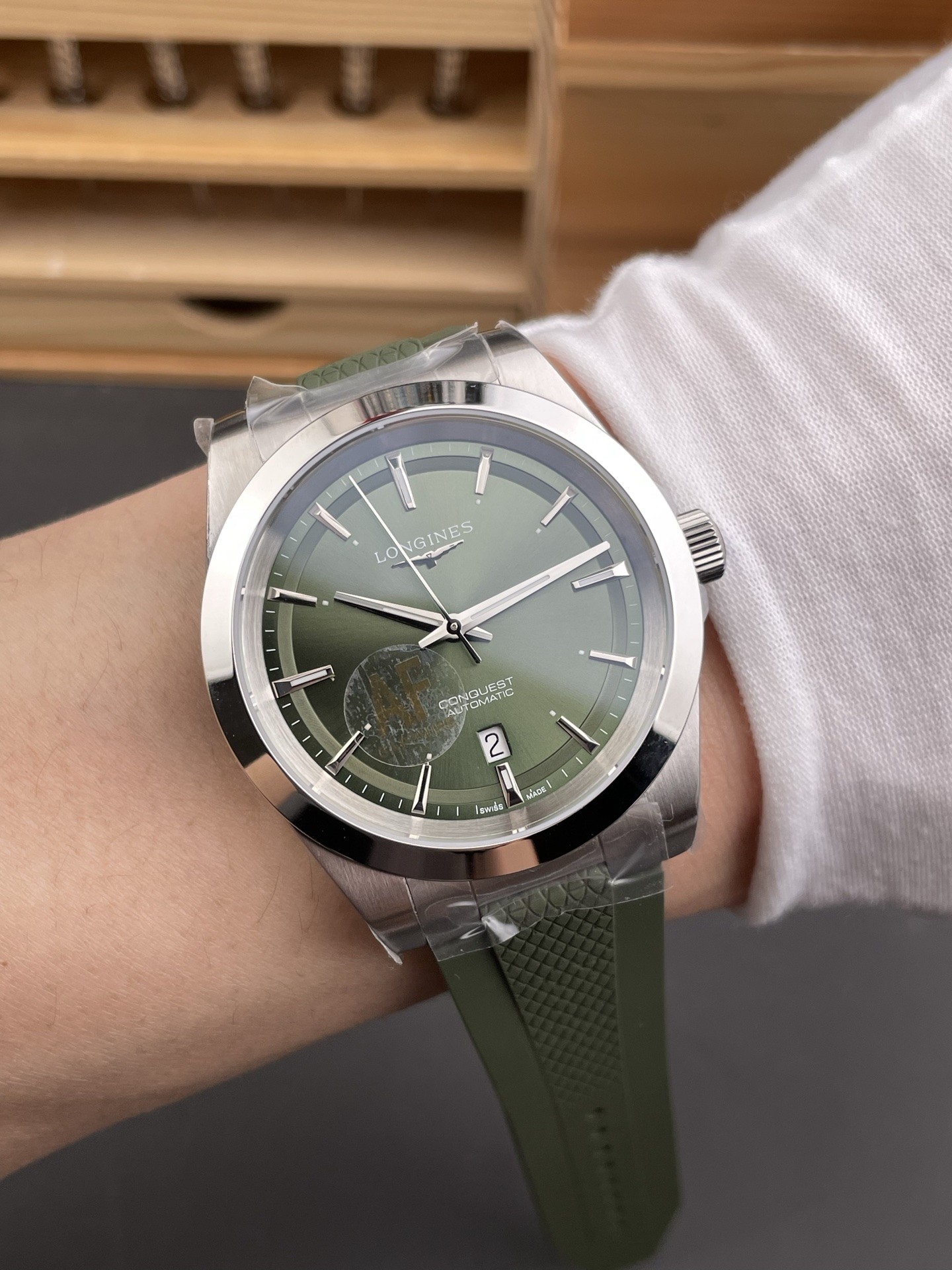 8-563.jpg Montre automatique Longines HydroConquest 41 mm – Mouvement suisse 1179307501