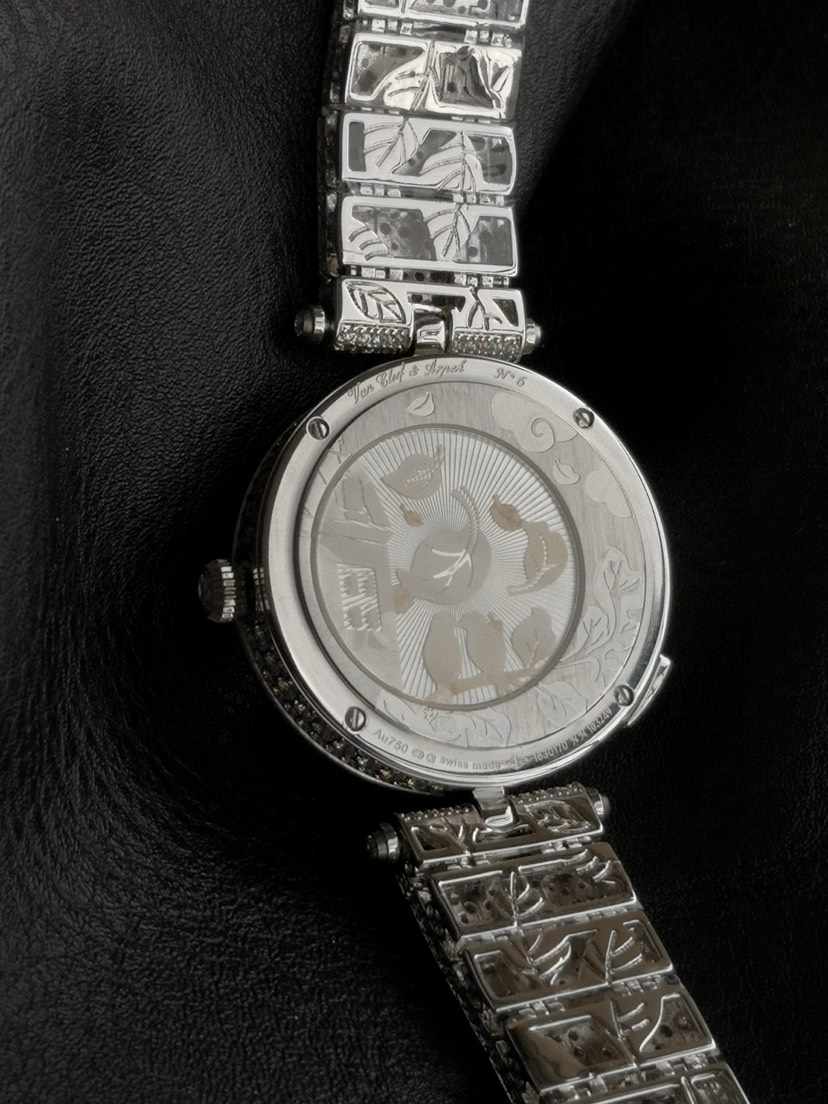 8-696.jpg Montre habillée à quartz Longines Master Collection 38 mm – Précision suisse 1117364346